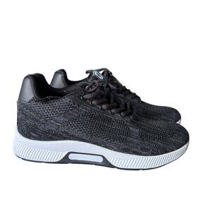 CONZURI CLOUD RUNNER V2 Height Boosting Mens Sneakers Size 8 NWT Stealth Black